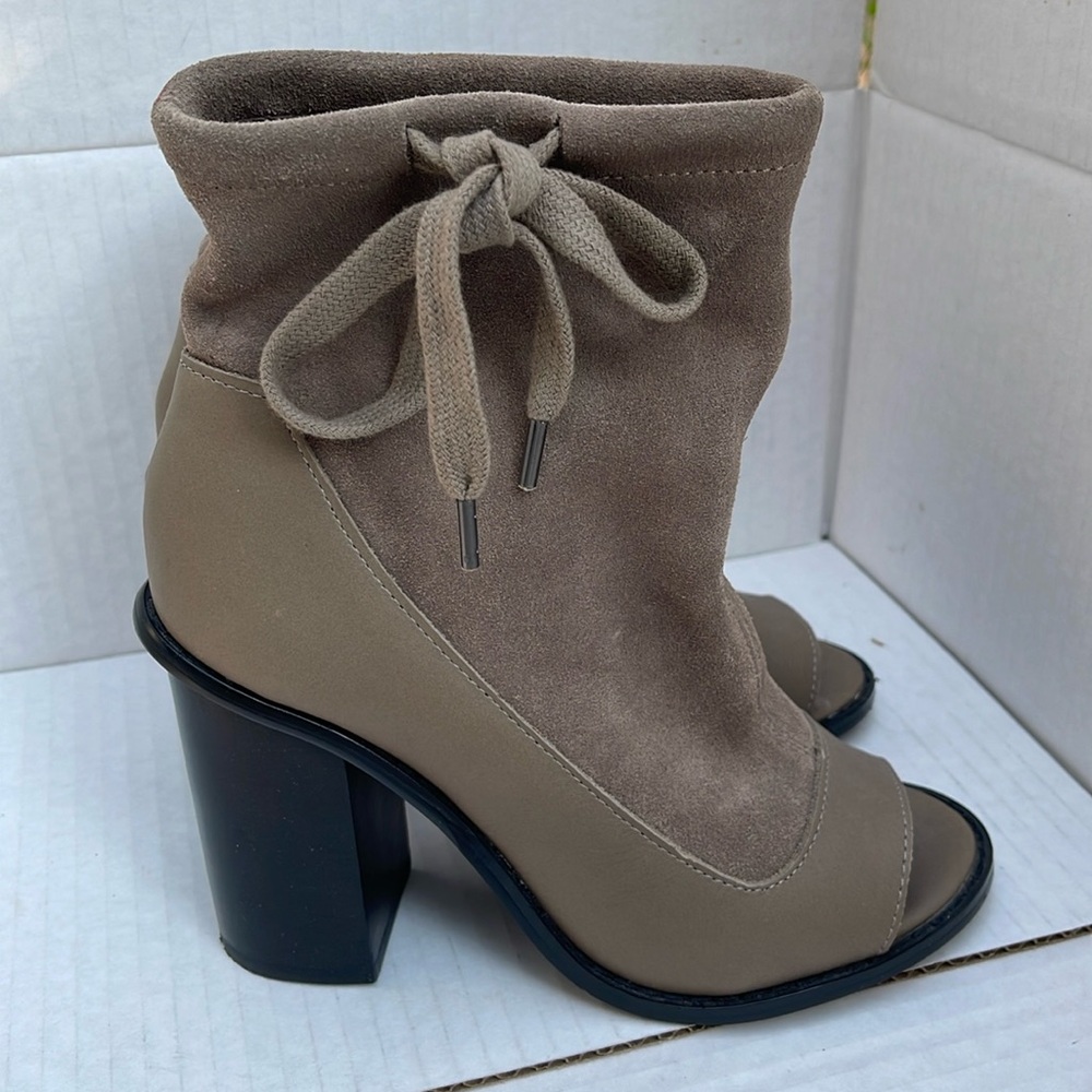 Kelsi Dagger Boots